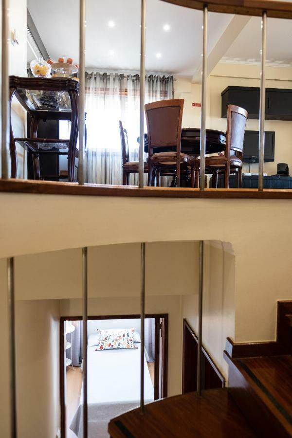 Window To The Sea Apartment Oeiras Ngoại thất bức ảnh