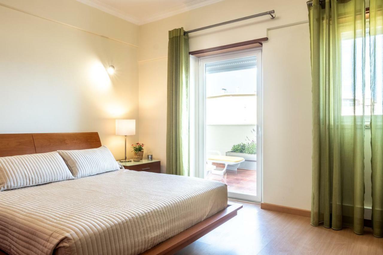 Window To The Sea Apartment Oeiras Ngoại thất bức ảnh