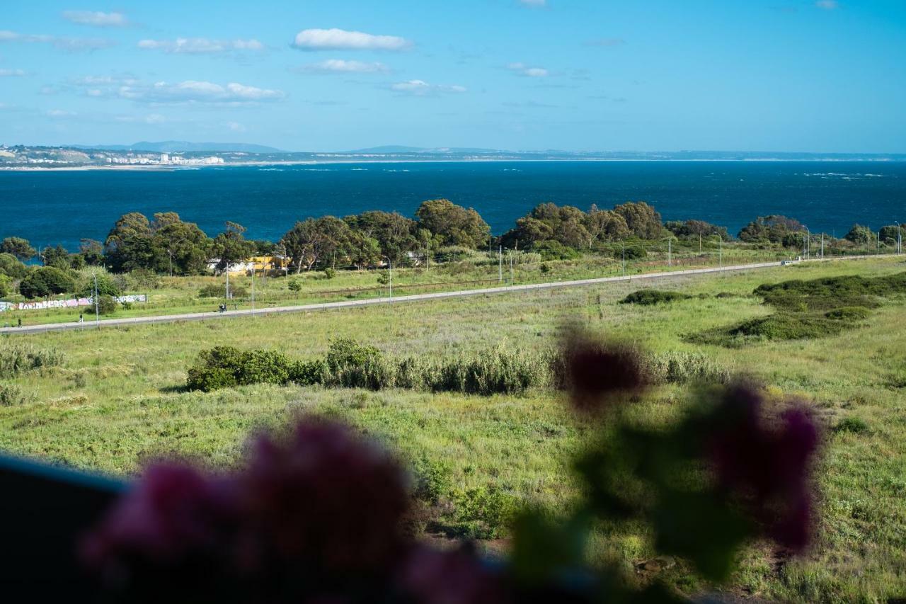 Window To The Sea Apartment Oeiras Ngoại thất bức ảnh