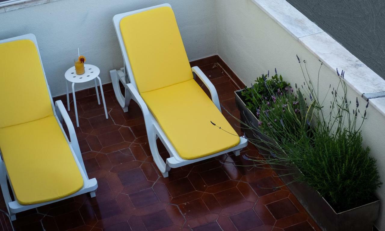 Window To The Sea Apartment Oeiras Ngoại thất bức ảnh